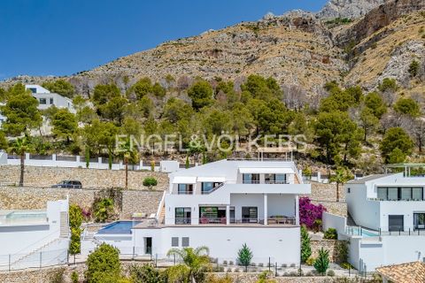 Villa a Altea, Alicante, Altea - € 1.295.000 | Ref: W-030IGJ - foto 47